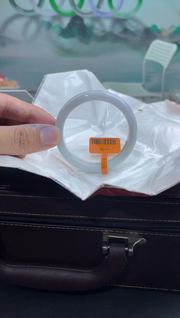 【闪购商品】翡翠手镯未镶嵌15翡翠手镯（微瑕）