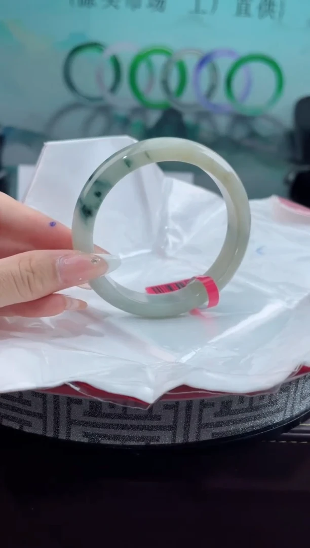 【闪购商品】翡翠手镯未镶嵌7翡翠手镯