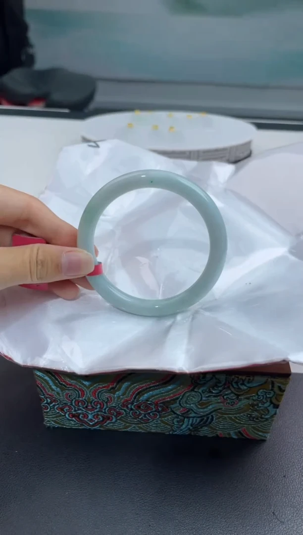 【闪购商品】翡翠手镯未镶嵌8翡翠手镯57