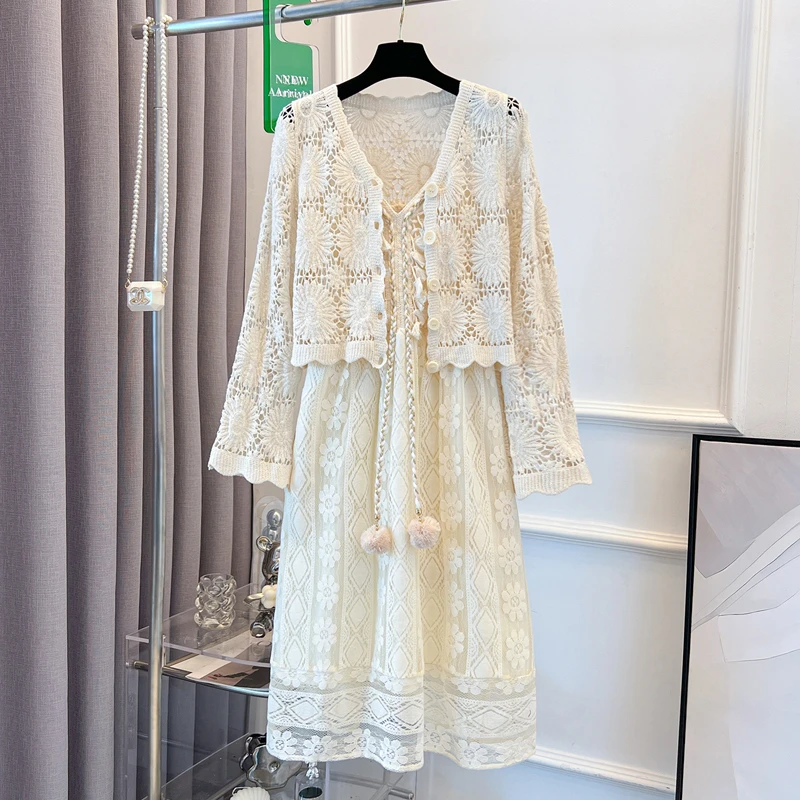 2024新款夏季时髦显瘦镂空开衫上衣气质民族风吊带连衣裙女潮