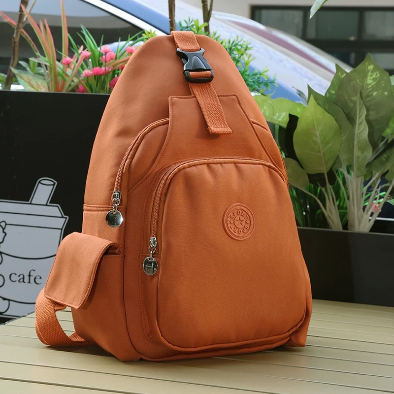 2024新款多功能胸包女休闲网红大容量单肩斜跨背包时尚百搭双肩包