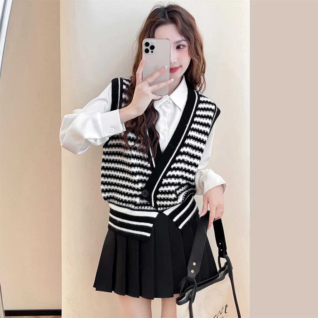 女条纹开衫马甲 ET1K115