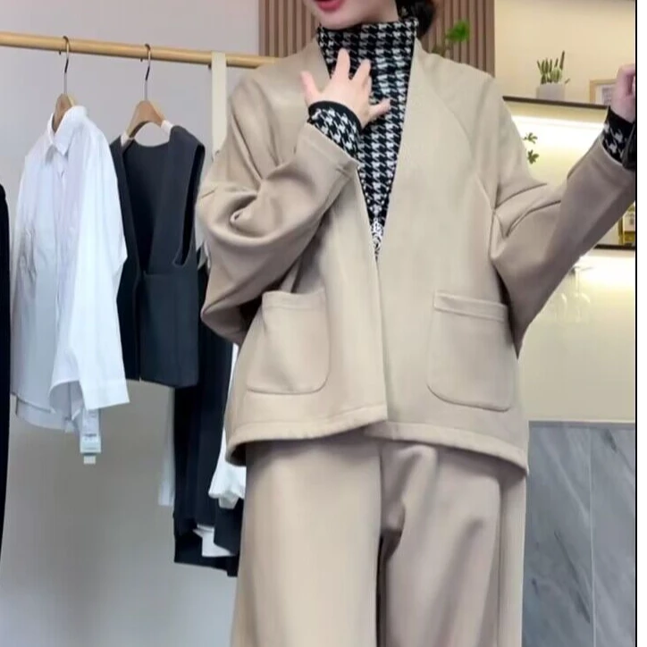 时尚休闲宽松V领复合加厚外套秋冬长袖百搭休闲上衣 C3555