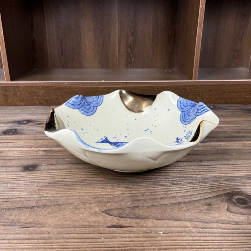 A069陶瓷9.5英寸异形汤碗手绘沙拉碗欧式波浪边不规则精美装饰
