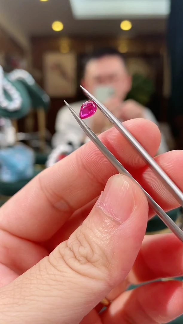 【闪购商品】红宝石裸石未镶嵌0.72ct无烧塔吉克斯坦红宝