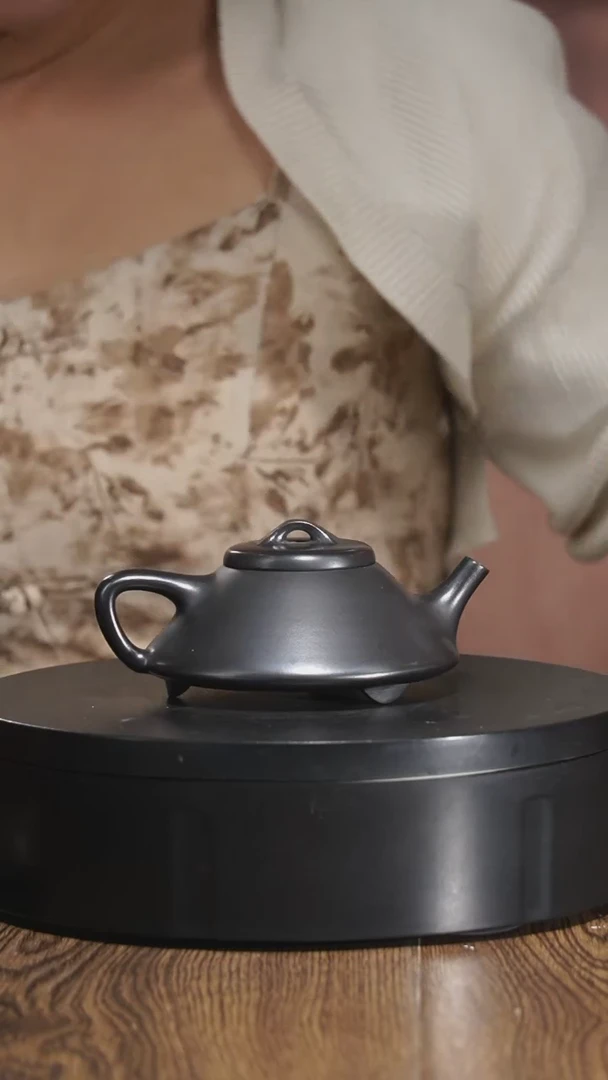 【闪购商品】宜兴原矿紫砂壶茶壶180C