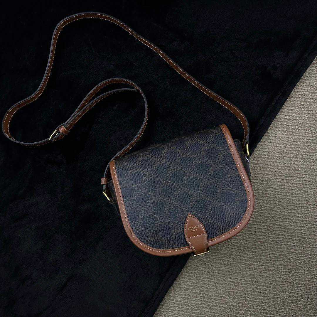 95新 Celine/思琳 【【AW】】W195/凯旋门马鞍单肩/667724