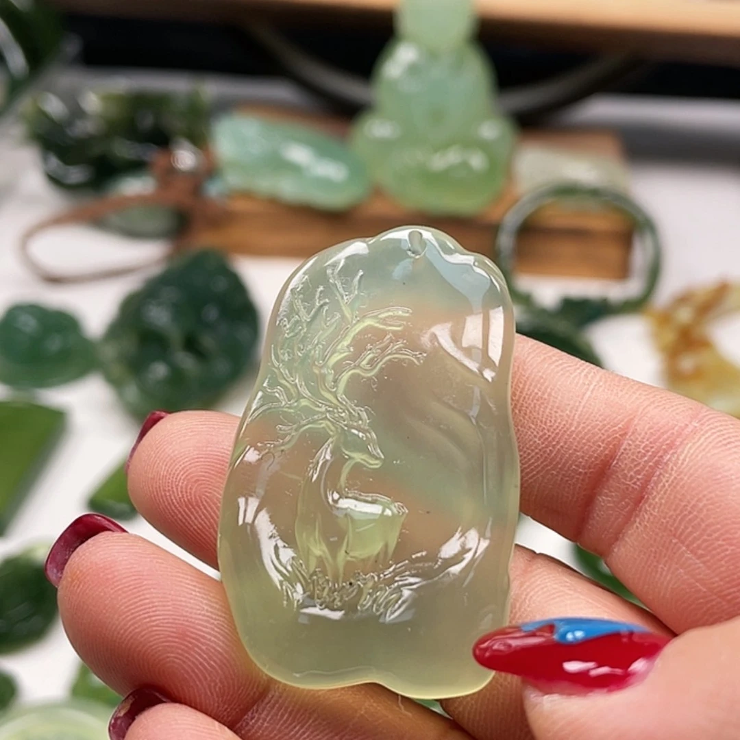 【闪购商品】蛇纹石玉颈饰未镶嵌