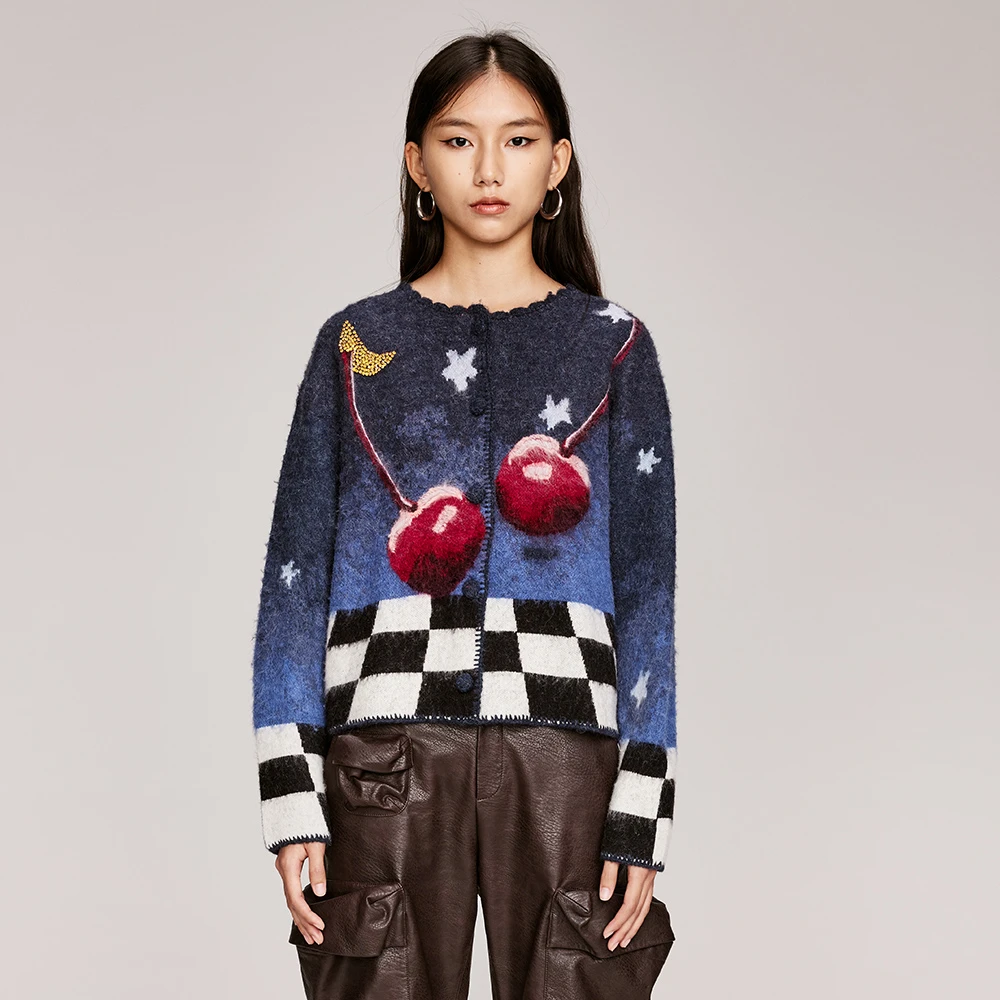 UOOYAA冬季经典款复古「悬浮樱桃」胶囊系列3D悬浮樱桃毛开衫0125