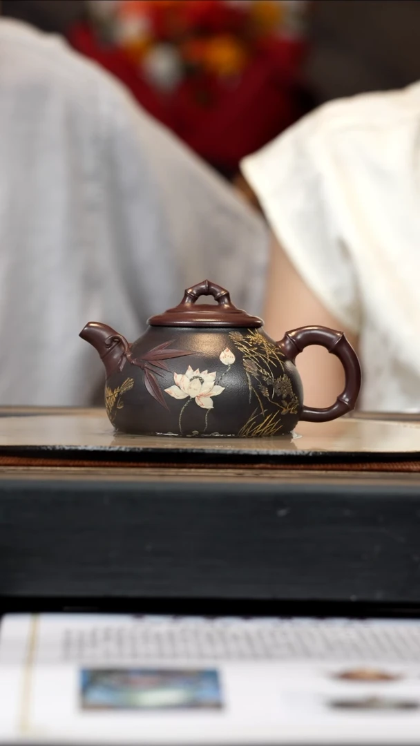 【闪购商品】紫砂茶壶SJK 某革泥+君子兰双色 竹韵展示款