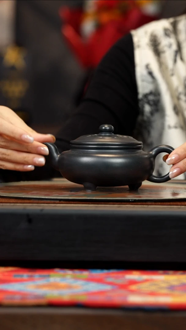 【闪购商品】紫砂茶壶WZY    墨蓝泥    大彬如意