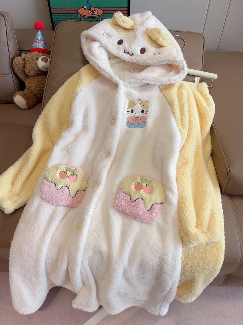 韩版可爱猫咪珊瑚绒睡袍冬季加厚卡通长款法兰绒学生可爱家居服