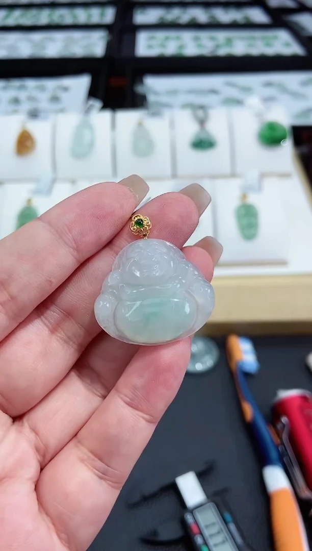 【闪购商品】翡翠颈饰18K金镶嵌佛公多人@@CMT1596-4