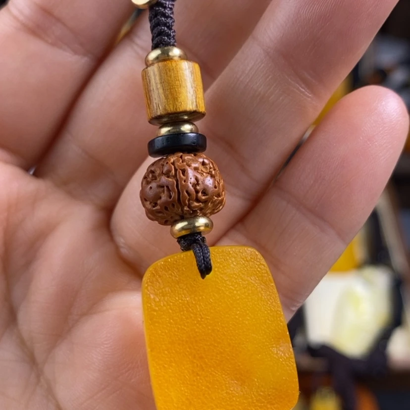 【闪购商品】蜜蜡裸石未镶嵌