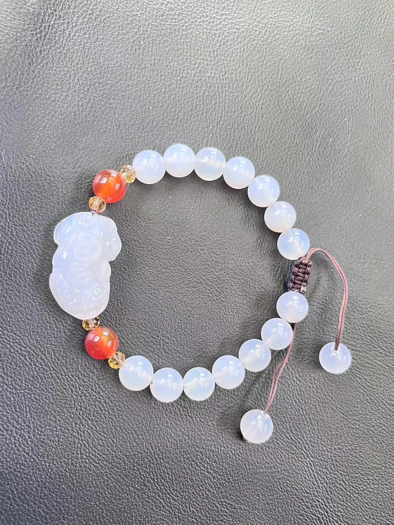 【惠买珠宝】天然玛瑙貔貅圆珠型手串经典冰透女款非定制多样性发货