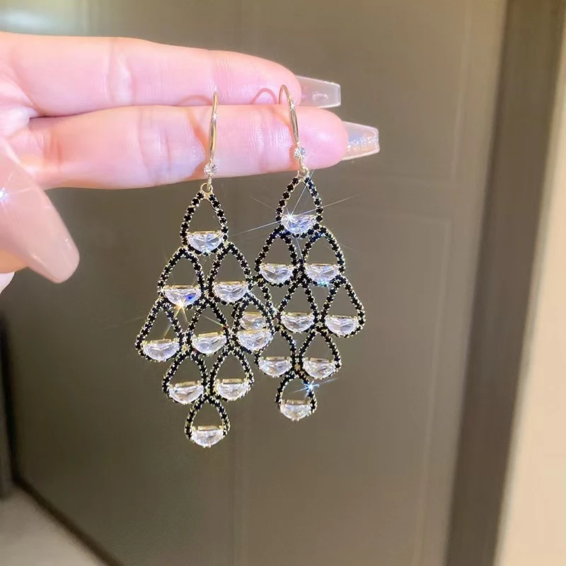 铜合金锆石耳饰 欧美气质锆石水滴流苏菱形挂钩耳饰
