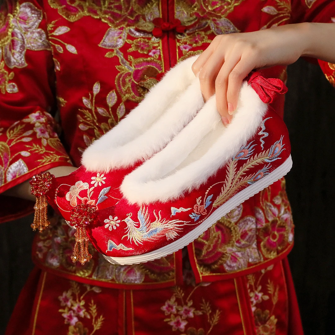云芙鹿【凤凰】秋冬新款流苏汉服鞋古风绣花秀禾中式新娘鞋婚鞋爆款