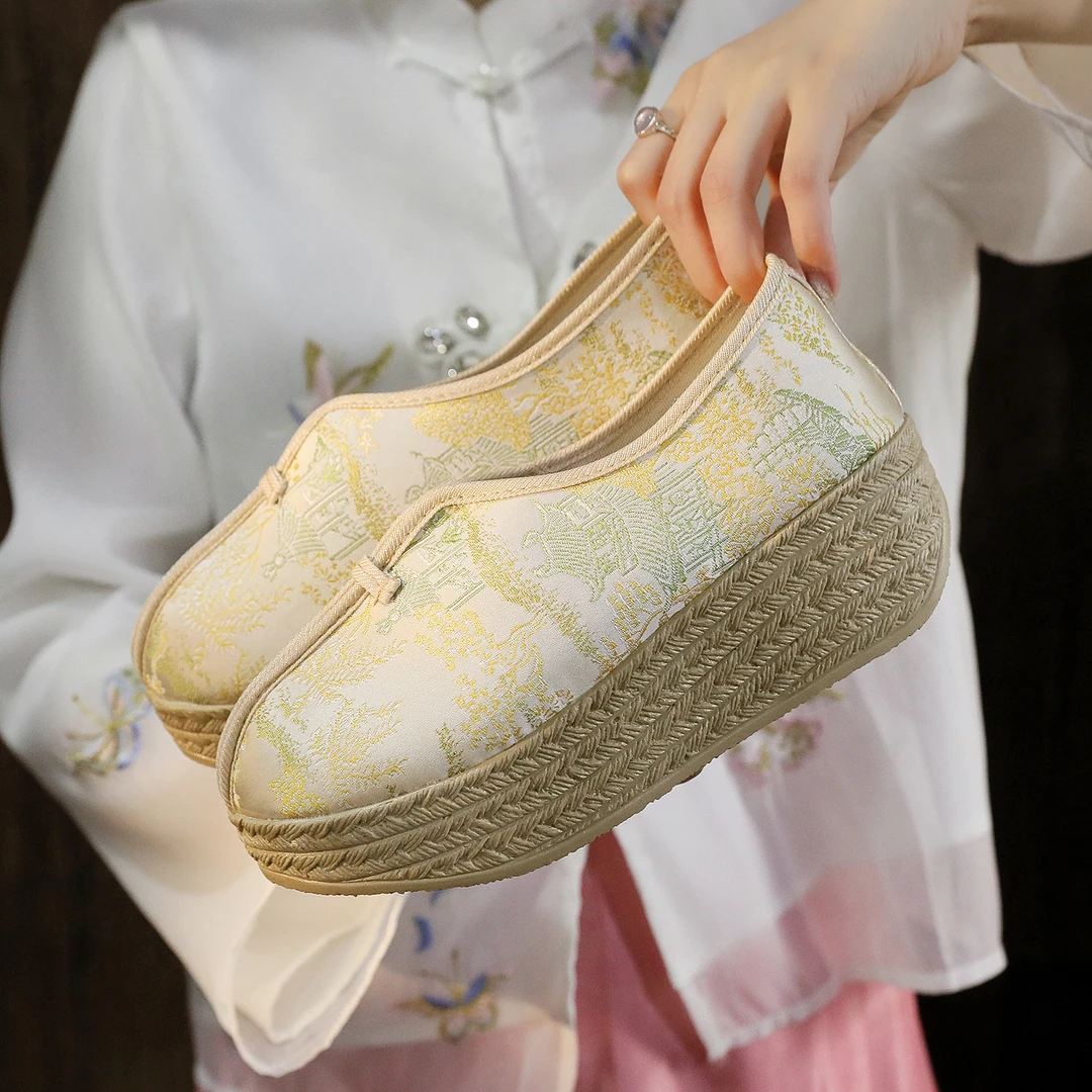 云芙鹿素板厚底手工汉服布鞋春秋新款软底国风古装淡雅舞台跳舞