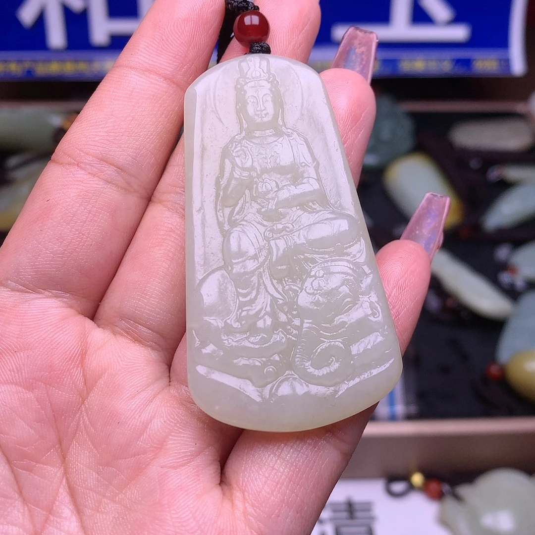 和田玉颈饰未镶嵌