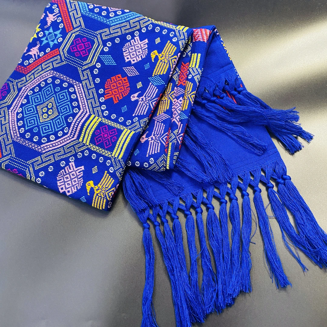 手 工壮锦长披肩