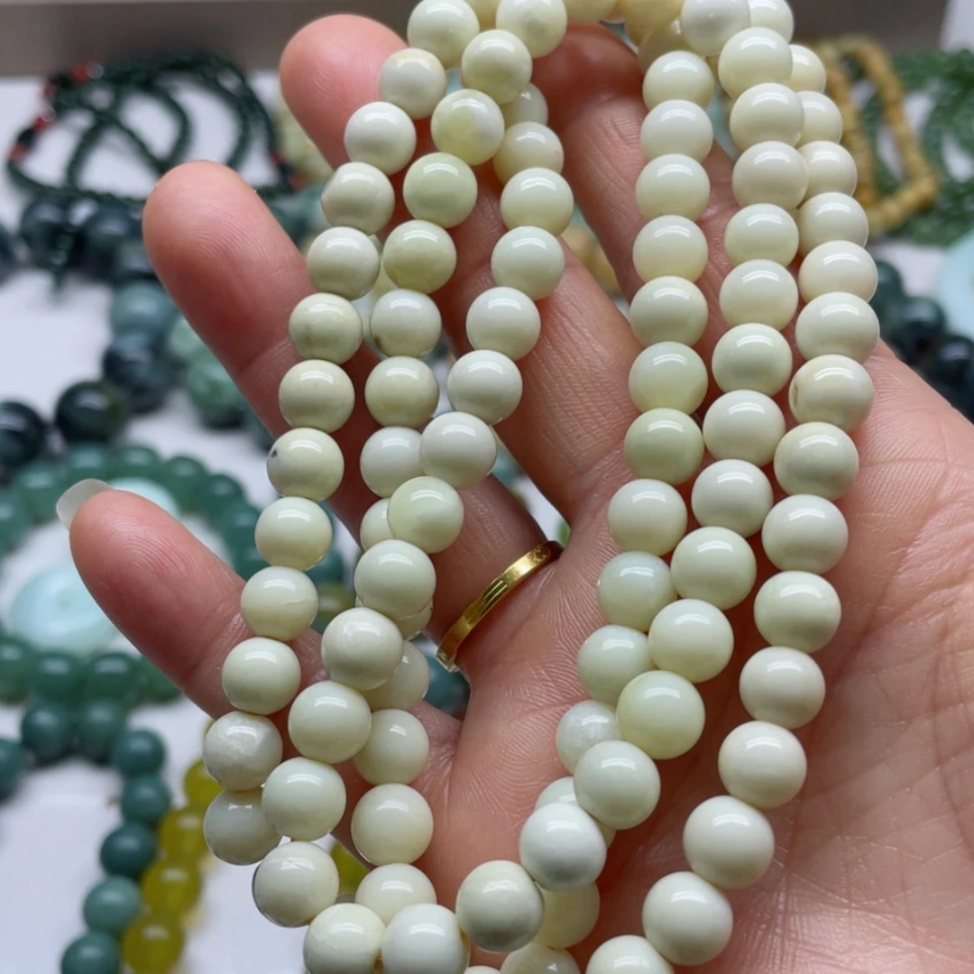 【闪购商品】蛇纹石玉手串未镶嵌