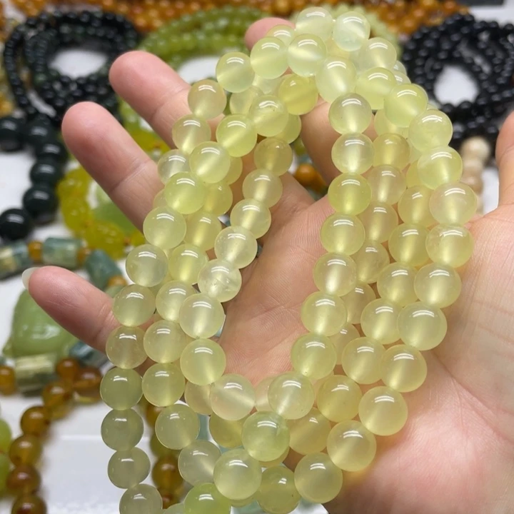 蛇纹石玉手串未镶嵌