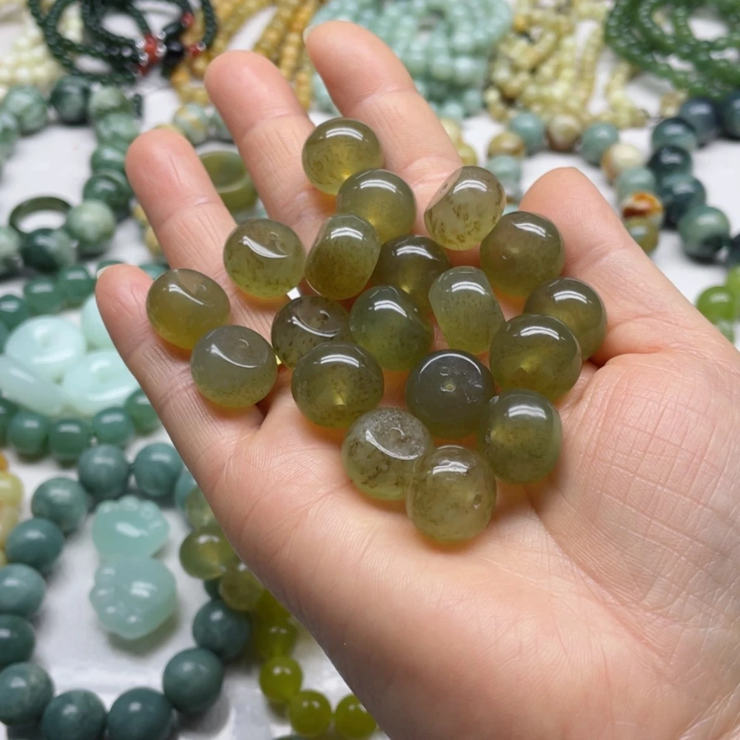 【闪购商品】蛇纹石玉手串未镶嵌x**n