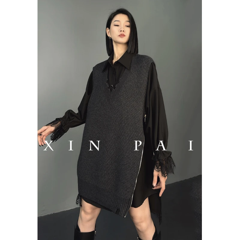 鑫鑫2025秋季新款百搭老钱风女装时尚拉链纯色V领破洞毛衣2207