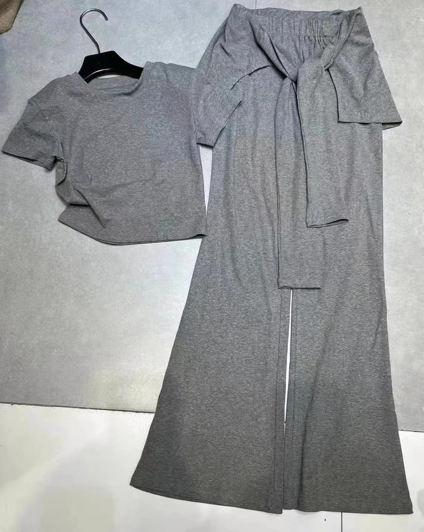 【济州岛】夏季辣妹紧身短袖+假两件休闲微喇长裤两件套套装