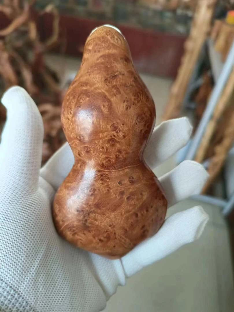 麻利疙瘩木随行榴花手把件