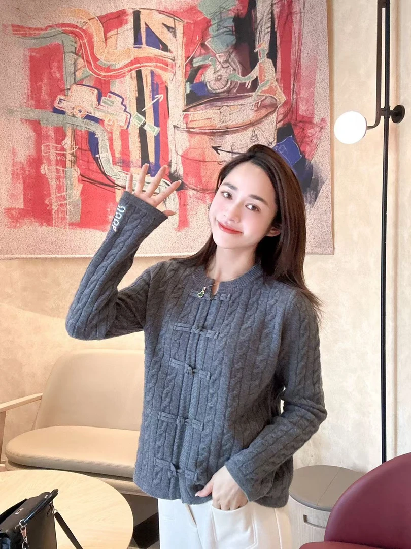 YTTRIUM LIN[生肖系列]冬款羊毛针织衫（不可机洗甩干）42661