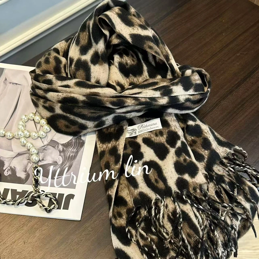 YTTRIUM LIN[豹纹围巾]小众长款流苏围巾百搭42417