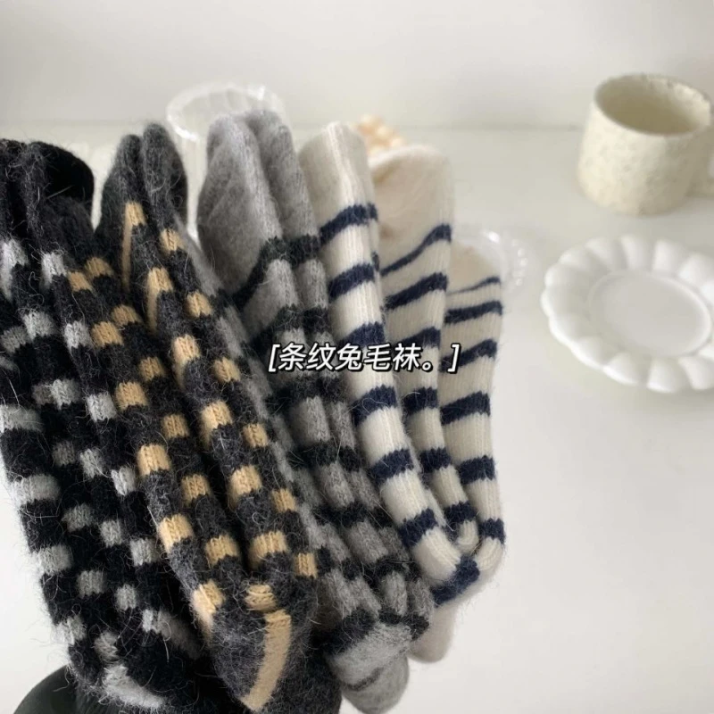 天冷了就要穿厚厚的条纹WAZI~加厚新款袜子女ins潮秋冬季韩版日系