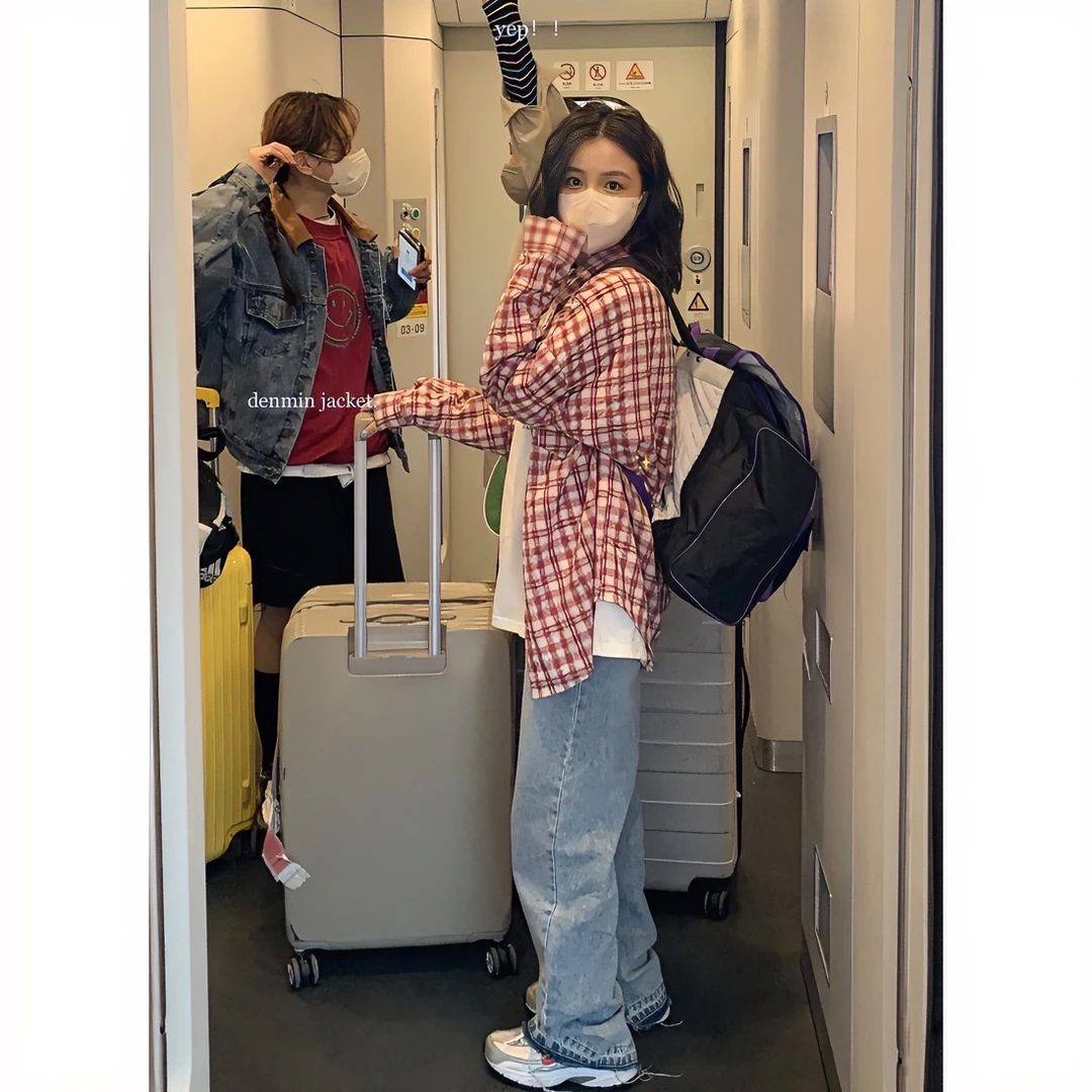 Moses Queen/魔西女王红格纹长袖衬衫女复古港风薄款宽松百搭外套