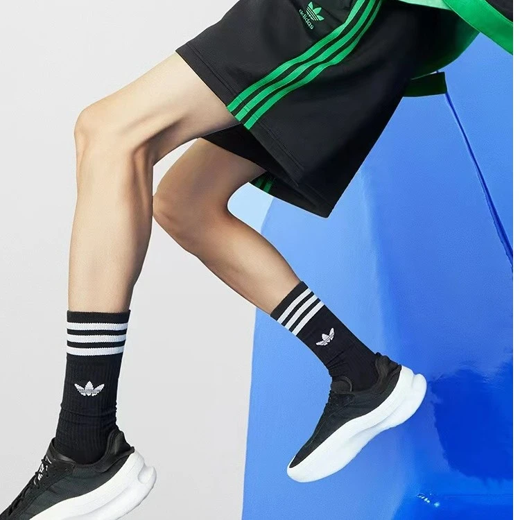 adidas阿迪达斯三叶草男装夏季新款宽松运动短裤II5781 IM4459