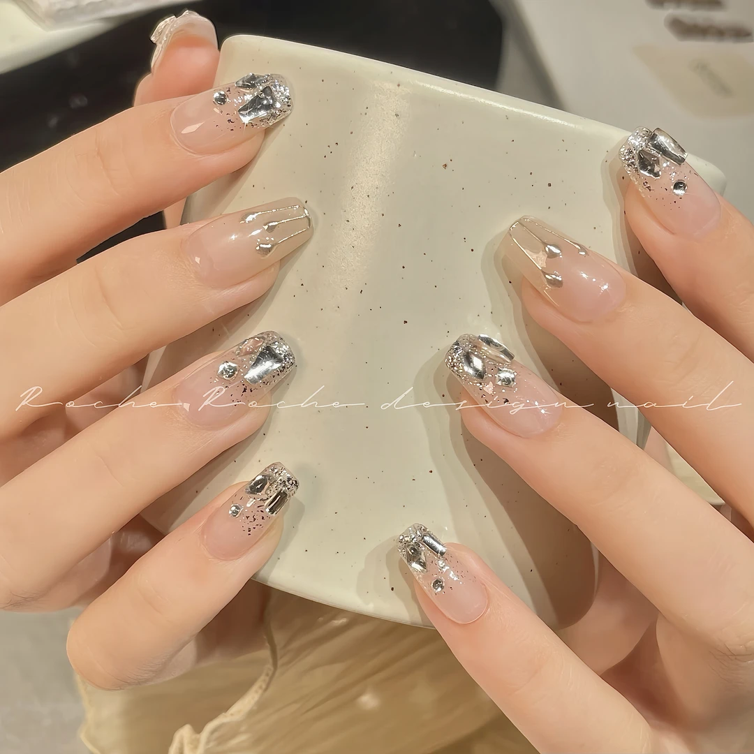 【冰透蛋壳】Rola nora 纯手工穿戴甲手工定制穿戴甲免烤nail满钻款