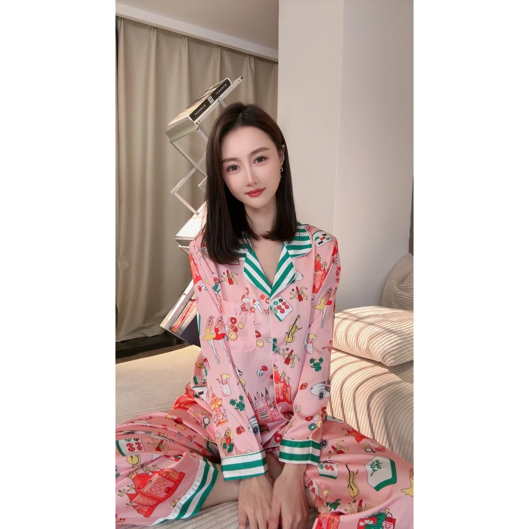 达芬奇密码2025新款女王世界春秋季长袖大码印花可外穿家居服女