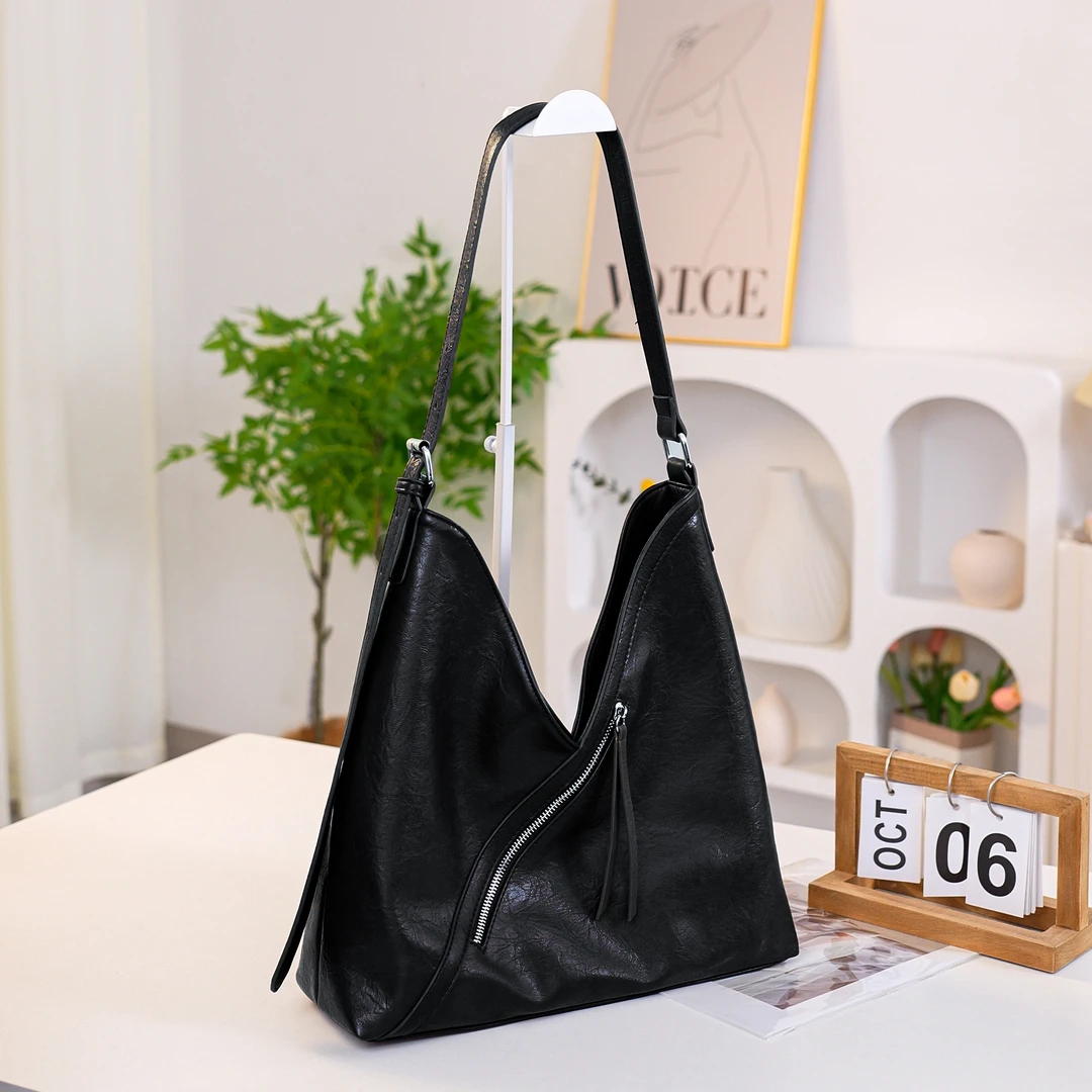 迪格屿高级感复古腋下包女2024百搭小众单肩斜挎女士包通勤托特包