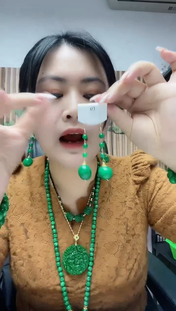 【闪购商品】玛瑙/玉髓耳钉合金19