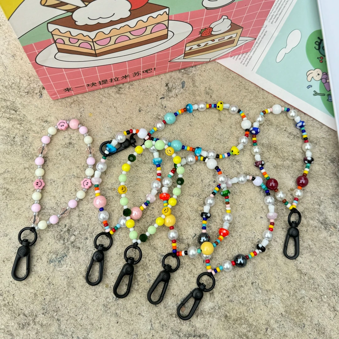 【手工串珠】iPhone华为圆珠子蘑菇亚克力小众创意个性简约手机链