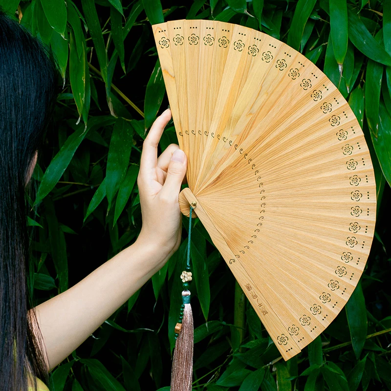 隐木【欣于所遇】崖柏中式扇子手工木扇饰品