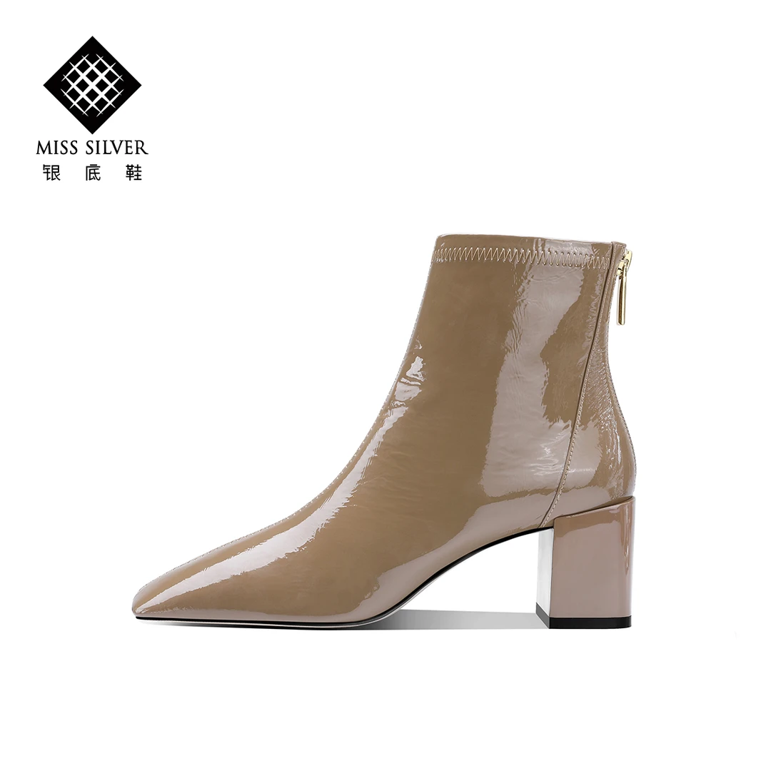 鞋子女2020新款高跟鞋软皮秋季鞋女粗跟靴子女短靴方头鞋时装短靴