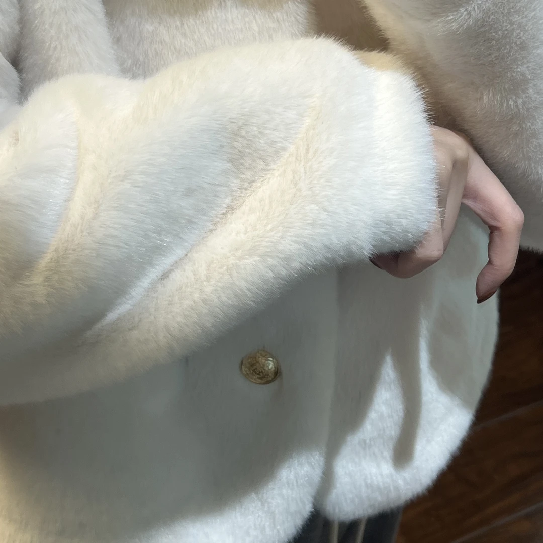 【BINGQING+】自留质感简约气质毛毛外套~