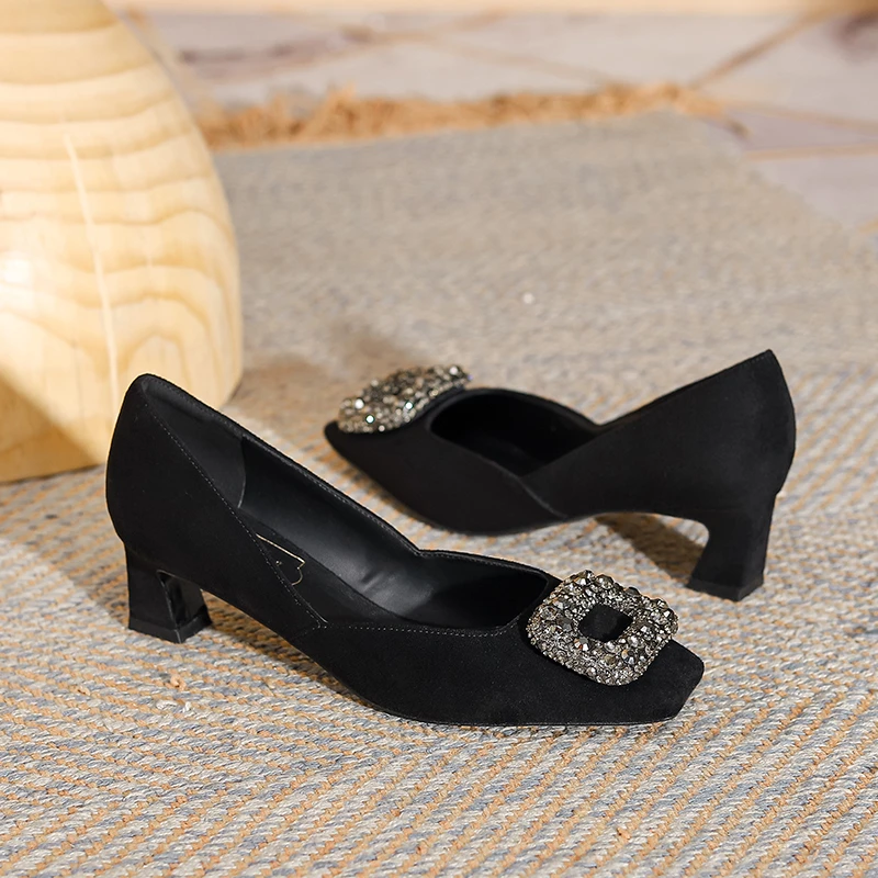 羊皮Senveiar-水钻2024年新款方头粗跟软底防滑高跟女鞋