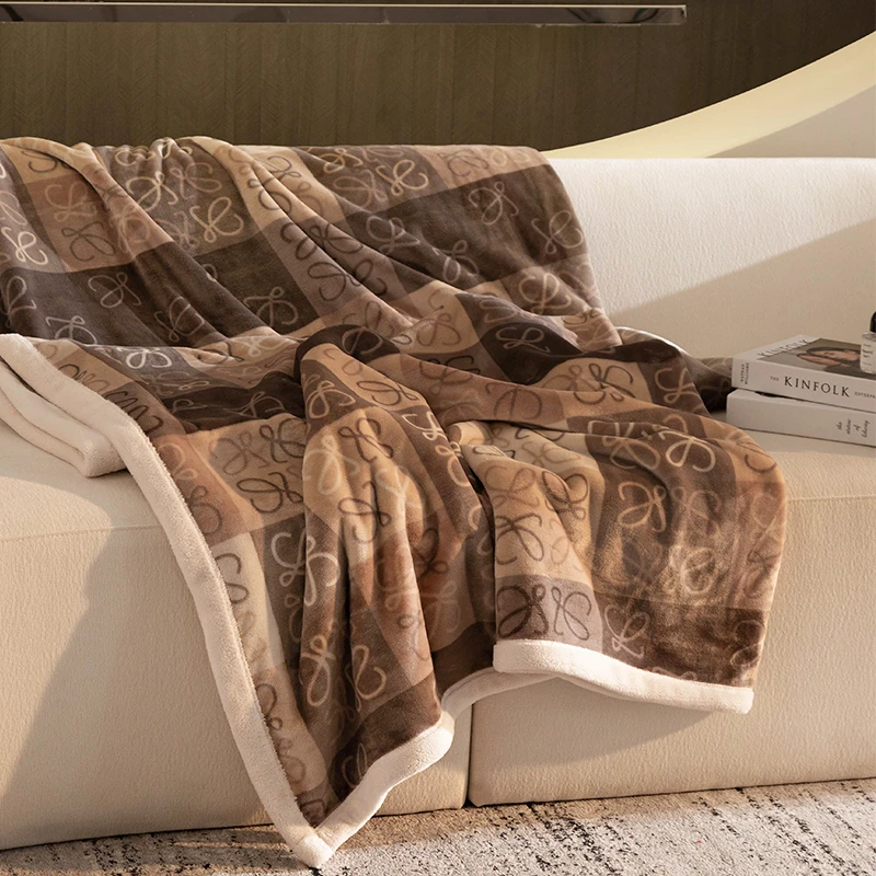 欧式加厚柔软罗意威保暖绒毯印花防静电休闲绒毯高克重卧室毯子