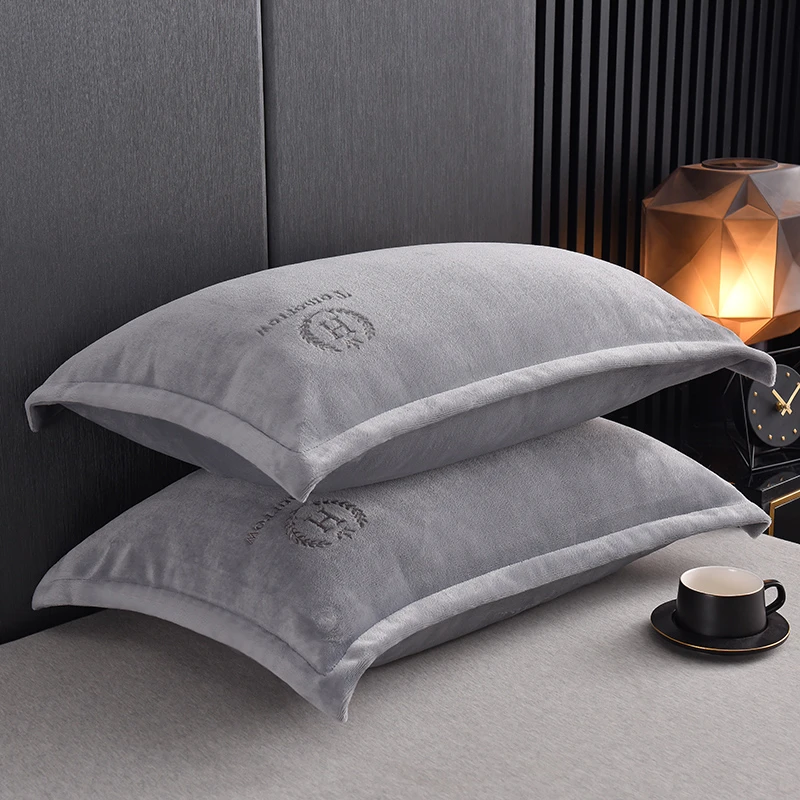 亲肤舒适绣花牛奶绒枕套单只装一对装四季通用学生家用枕套一对装