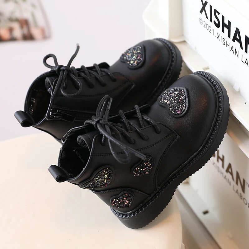 女童马丁靴真皮短靴软底英伦风女宝靴加绒公主棉靴子2023新款单靴