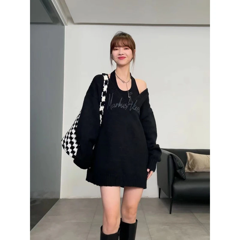 季纯欲风性感中长款露肩挂脖吊带针织衫宽松慵懒风毛衣两件套A47