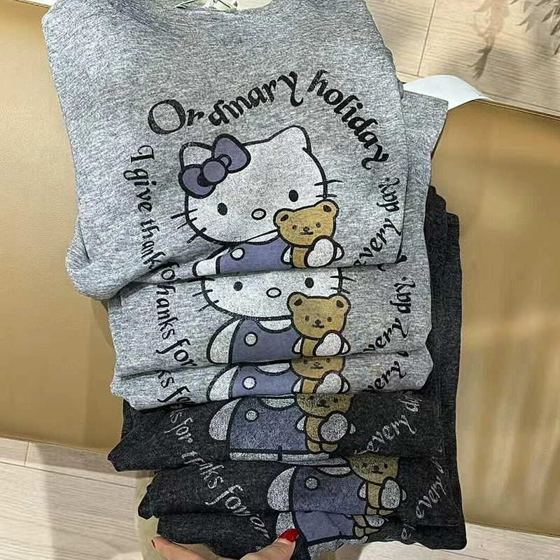 2025年春秋季新款Kitty猫卡通印花可爱风上衣内搭宽松长袖T恤女