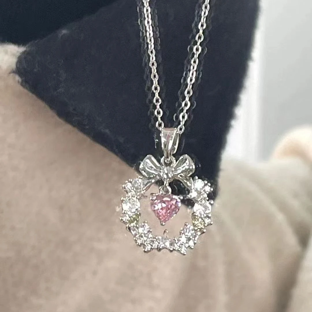 爱之花环项链女小众气质精致铜合金锁骨链轻奢高级感送闺蜜小礼物